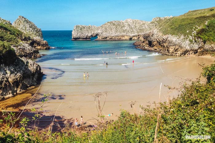 Descubre los rincones imprescindibles de Cantabria que visitar en vacaciones.