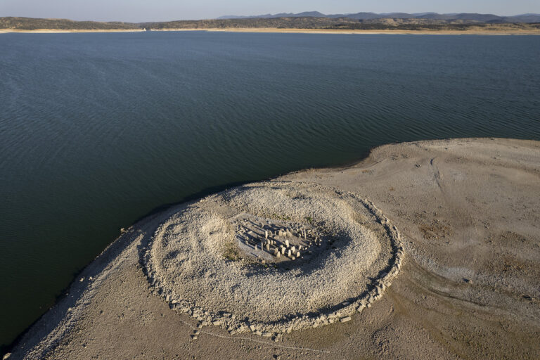 El enigma del Dolmen de Guadalperal: Misterio prehistórico en España.