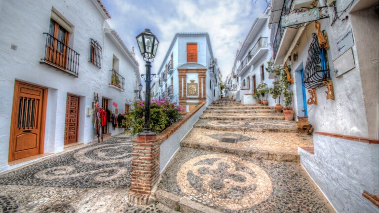 Explorando los encantadores pueblos de cuento de España