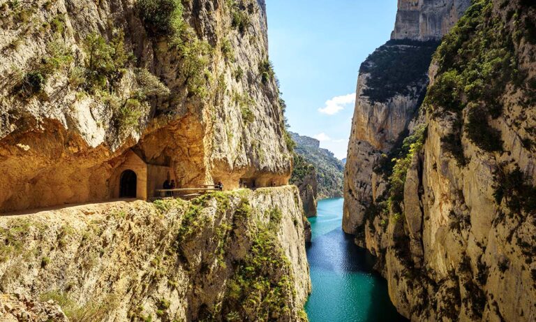 La majestuosidad natural del Congost de Mont-rebei en Lleida.