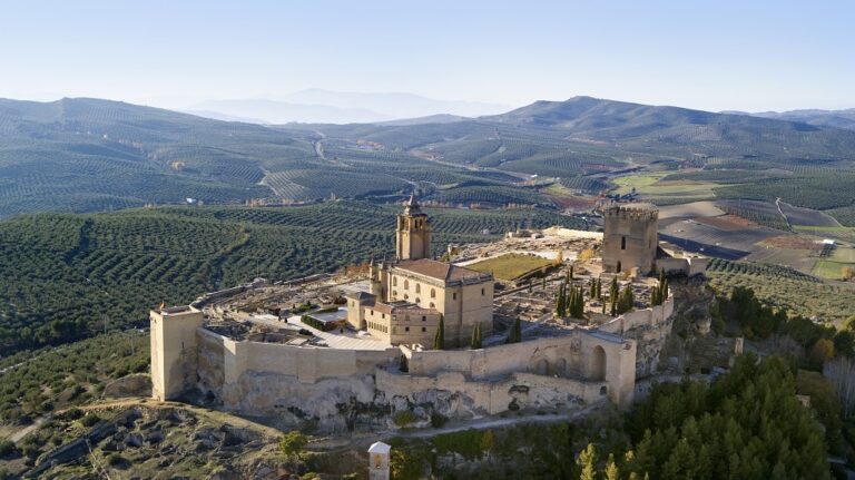 Un viaje histórico y cultural de Granada a Baena por el Camino Mozárabe.